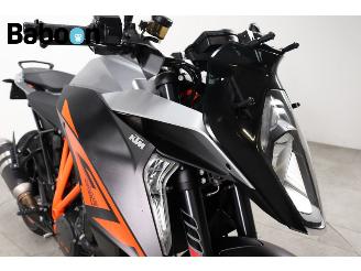 KTM  1290 Super Duke GT ABS picture 19