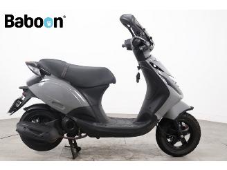 Piaggio  Zip 45KM picture 1
