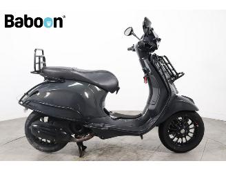 Schade scooter Vespa  Sprint 45KM 2024/3