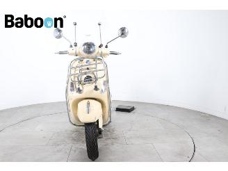 Vespa  LX 50 25KM picture 7