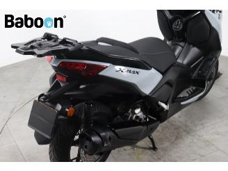 Yamaha XMAX 300 Tech MAX+ picture 15