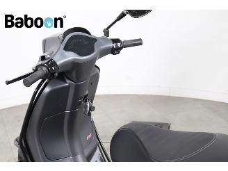 Vespa Sprint 45KM  picture 18