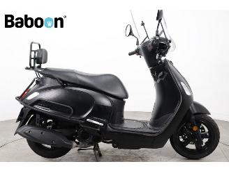skadebil bromfiets Sym Fiddle IV 45KM 2023/6