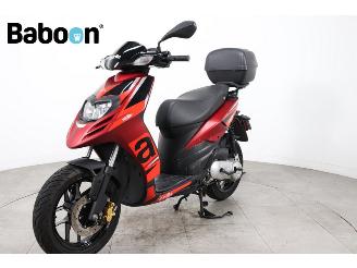 Aprilia SR 50 Motard 45km picture 6