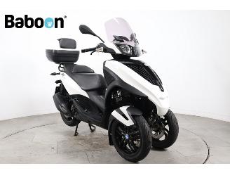 Piaggio MP3 300 Yourban S picture 5