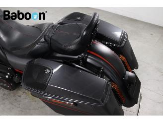 Harley-Davidson  FLHXSE CVO Street Glide 117 picture 20