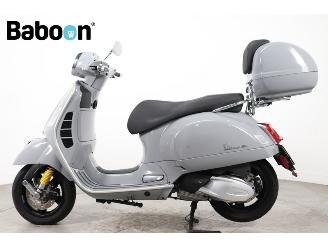 Vespa  GTS 300 Super Notte ABS picture 2