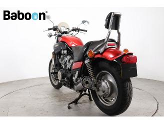 Yamaha  VMX 1200 V-Max picture 2