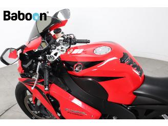 Honda CBR 1000 RR Fireblade picture 17