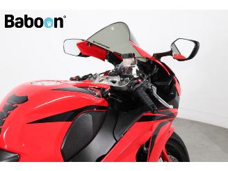 Honda CBR 1000 RR Fireblade picture 13