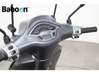 Vespa Sprint 45KM  picture 11
