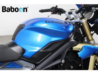 Triumph Street Triple 675 picture 23