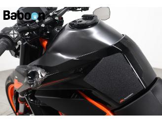 KTM  890 Duke R ABS picture 12