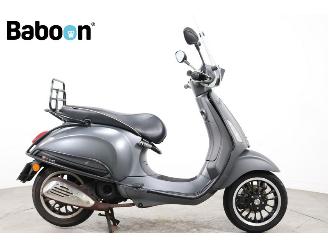 uszkodzony skutery Vespa  Sprint 25KM 2016/2
