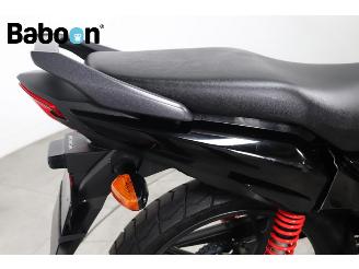 Honda CB 125 F picture 22