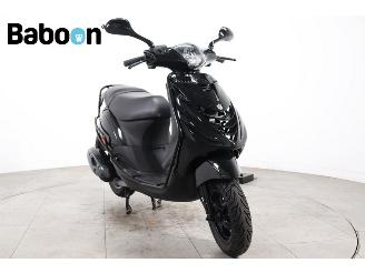Piaggio  Zip 45KM picture 2