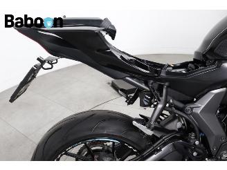Yamaha  YZF-R7 picture 24