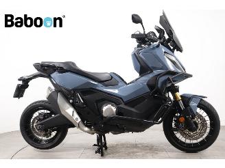 Unfall Kfz Motorrad Honda  X-ADV 2021/4