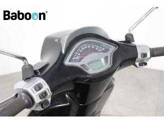 Vespa Sprint 45KM  picture 10