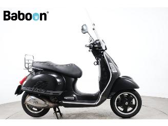 skadebil motor Vespa  GTS 300 i.e. 2012/6
