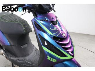 Piaggio  Zip 45KM picture 15