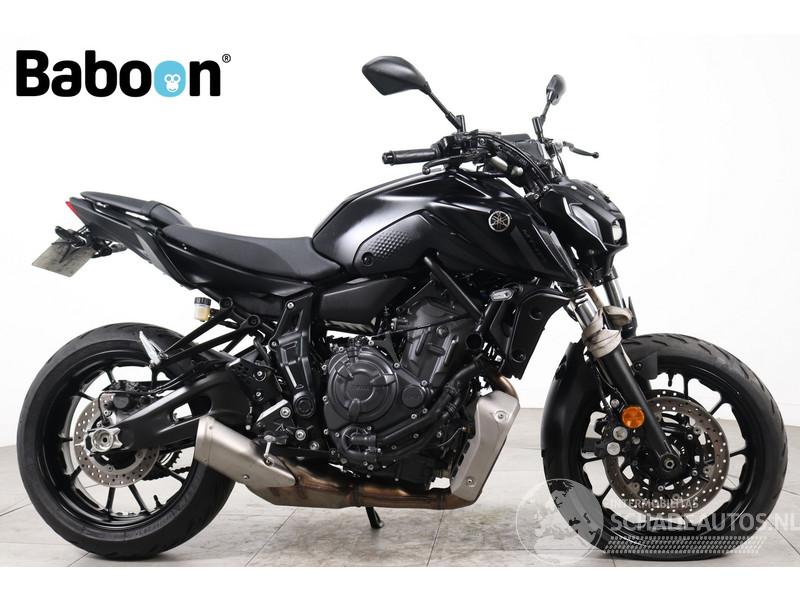 Yamaha MT-07 