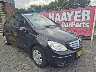 Schadeauto Mercedes B-klasse 150 business class 2006/4