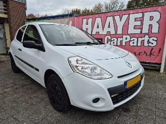 Avarii autoturisme Renault Clio 1.2 acces AIRCO 2012/7
