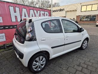 Citroën C1 1.0 12 ambiance picture 2