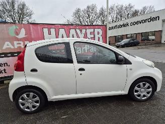 Peugeot 107 1.0 12v xr picture 2