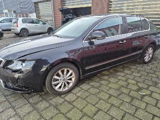 Skoda Superb 1.6 tdi ambiation business picture 6