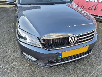 Volkswagen Passat 1.4 tsi comfort executive line Bluemotion picture 8
