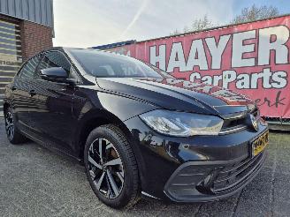 Vaurioauto  passenger cars Volkswagen Polo 1.0 TSI Life 2021/11
