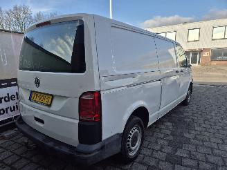 Volkswagen Transporter 2.0 tdi L2H2 trendline picture 4