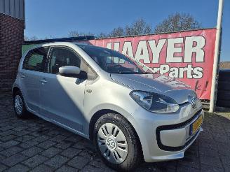 Damaged car Volkswagen Up! 1.0 move up! Bluemotion 2012/7