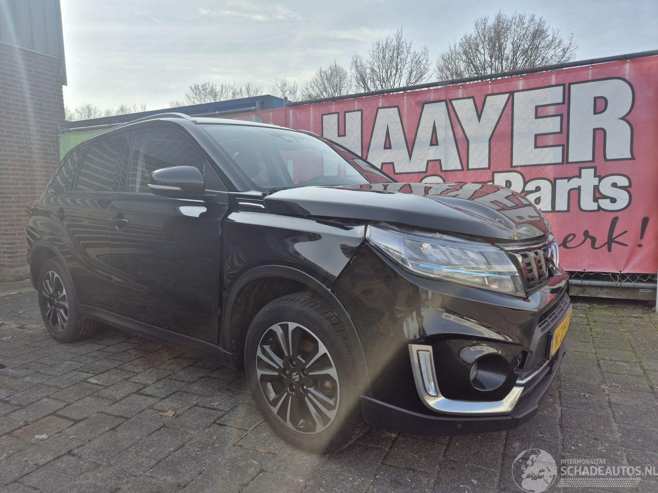 Suzuki Vitara 1.4 Boosterjet style smart hybrid