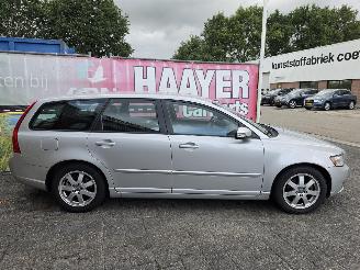 Volvo V-50 1.6 D2 Kinetic picture 2