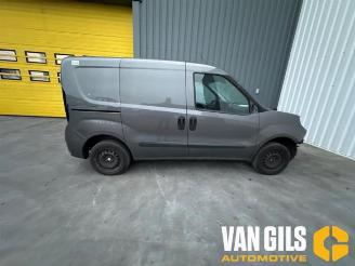 Fiat Doblo Doblo Cargo (263), Van, 2010 1.3 MJ 16V DPF Euro 5 picture 4