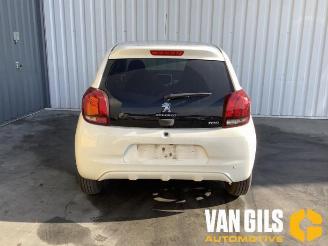 Coche siniestrado Peugeot 108 108, Hatchback, 2014 1.0 12V 2014/8