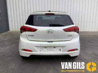 Auto da rottamare Hyundai I-20 i20 (GBB), Hatchback, 2014 / 2020 1.2i 16V 2015/3