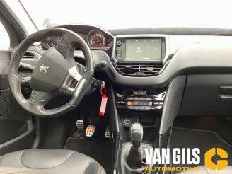 Peugeot 2008 2008 (CU), MPV, 2013 / 2019 1.2 12V e-THP PureTech 110 picture 16