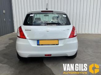 Salvage car Suzuki Swift Swift (ZA/ZC/ZD), Hatchback, 2010 / 2017 1.2 16V 2011/2