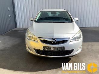 Purkuautot passenger cars Opel Astra Astra J (PC6/PD6/PE6/PF6), Hatchback 5-drs, 2009 / 2015 1.4 Turbo 16V 2011/6