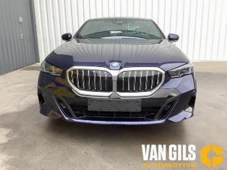  BMW 5-serie 5 serie (G60), Sedan, 2023 530e 2.0 TwinPower Turbo 16V 2024/5
