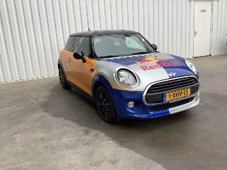 uszkodzony samochody osobowe Mini Cooper 1.5L 2014/8