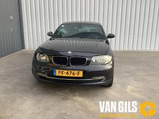 BMW 1-serie 1 serie (E87/87N), Hatchback 5-drs, 2003 / 2012 118i 16V picture 2