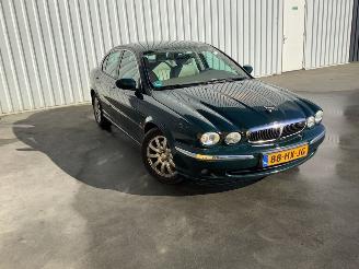 Jaguar X-type 2.5 V6 picture 4