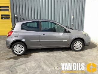 Renault Clio Clio III (BR/CR), Hatchback, 2005 / 2014 1.2 16V TCe 100 picture 6