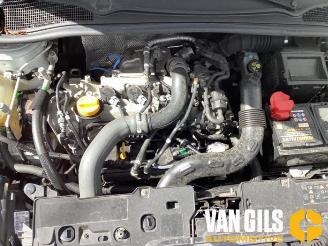 Renault Clio Clio IV (5R), Hatchback 5-drs, 2012 / 2021 1.2 TCE 16V GT EDC picture 22