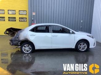Vrakbiler auto Toyota Corolla Corolla (E15), Sedan, 2007 1.6 Dual VVT-i 16V 2016/4